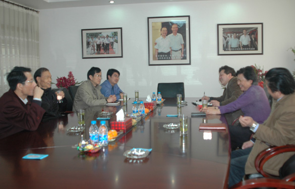 �Ϻ������о�����������ҵЭ��ר�ҡ�������ʱ������ҳ��¼�������п���